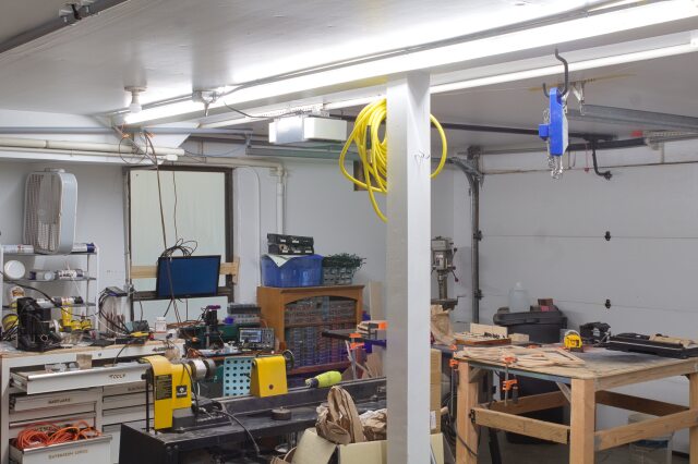 Garage LED strip, full beam without electrical